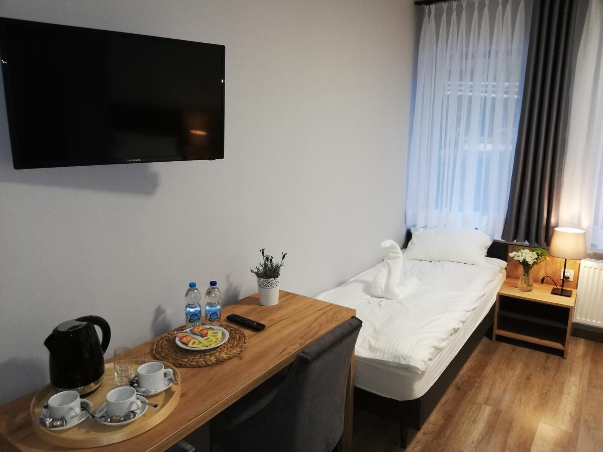Hotel Jurajska Przystan à Jastrząb Extérieur photo