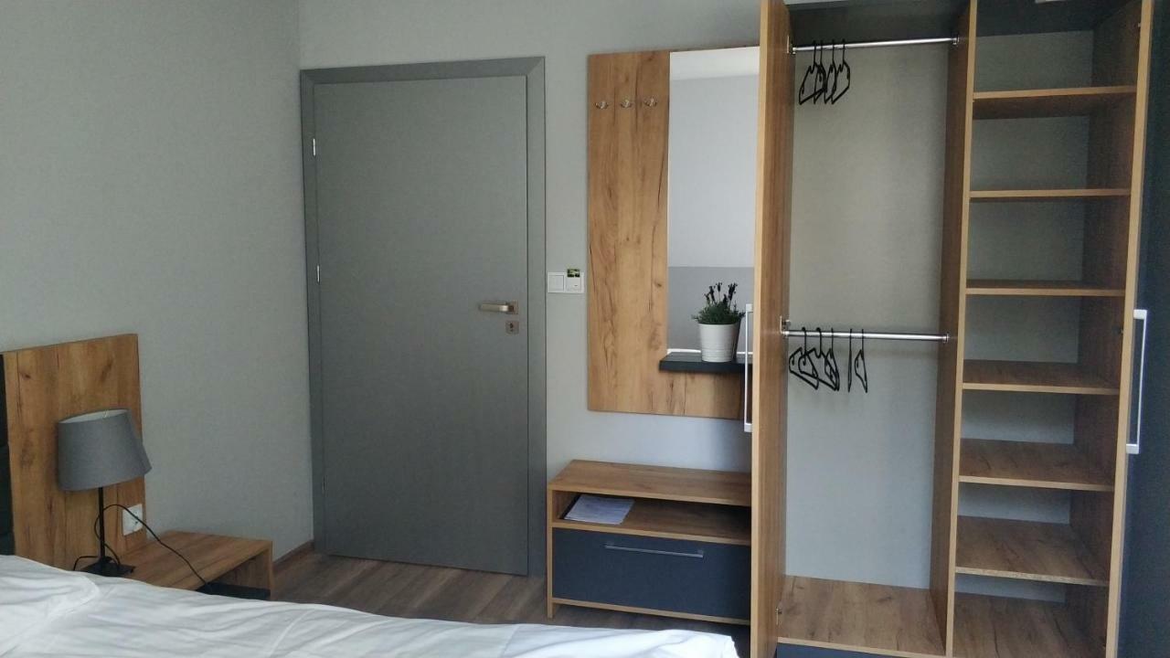 Hotel Jurajska Przystan à Jastrząb Extérieur photo